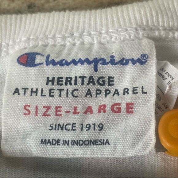 Champion X Timberland White Long Sleeve Graphic Shirt Size Large - Picture 3 of 12